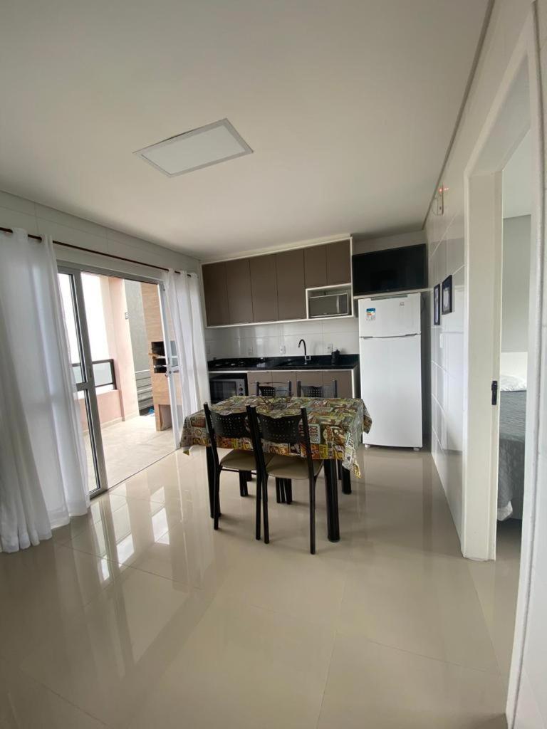 Residencial Mariano 6 - Vista Para Praia E Mar Leilighet Florianópolis Eksteriør bilde